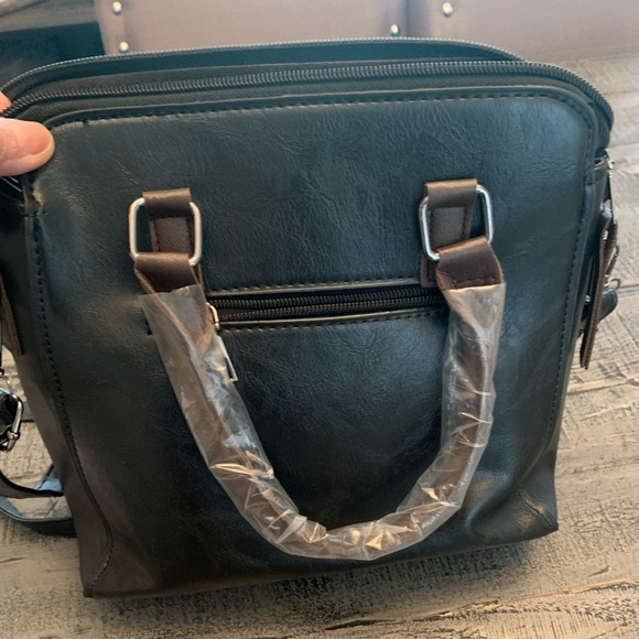 2 Piece Bag Purse Set, handles strap, NWOT, Black and Brown Faux leather - Picture 11 of 12